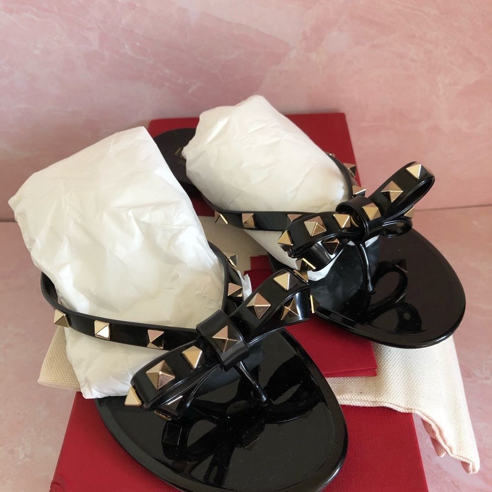 Brand New Valentino Thong Sandals in Black